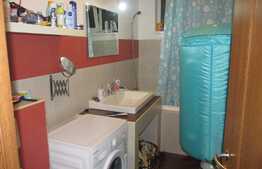 Vanzare 2 camere, 58 mp, terasa de 16 mp! Parcare! Zona strazii Eroilor!