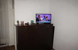 De vanzare garsoniera, 29 mp, decomandata, etaj intermediar, zona Mc Donalds