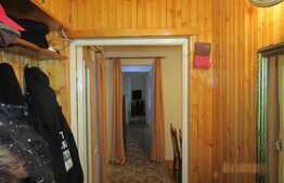 Apartament 3 camere, 68 mp, decomandat, zona strazii Parang