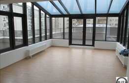 Apartament 4 camere,98 mp utili, terasa de 45 mp, 2 locuri de parcare