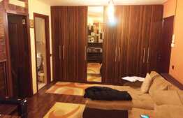 Vanzare 2 camere, 35.5 mp, la CHEIE! Pod! Zona strazii Florilor! Parcare cu CF!