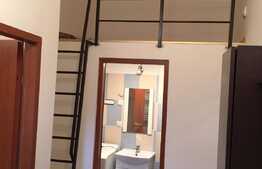 Garsoniera 23 mp, nisa de dormit, decomandata, la casa, zona Piata Mihai Viteazu