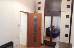 Garsoniera 23 mp, nisa de dormit, decomandata, la casa, zona Piata Mihai Viteazu