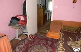 Apartament 4 camere, decomandat, 81 mp utili, cu boxa la subsol, zona Pritax