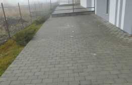 3 camere, 66 mp, terasa de 50 mp, garaj, prima inchiriere, zona Calea Turzii