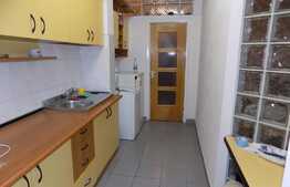 Garsoniera de inchiriat, 40 mp, decomandata, zona strazii Observatorului