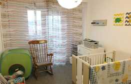 Apartament 3 camere, 73 mp, decomandat, garaj, zona Piata Marasti