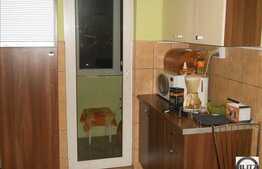 48 mp in zona Pietei Abator!