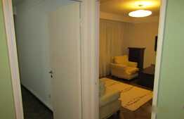 Apartament 3 camere, decomandat, 65 mp, parcare, boxa la subsol, zona Nora