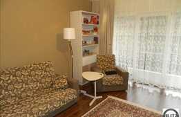 De vanzare apartament cu 2 camere, dispus pe 2 nivele , cu scara interioara