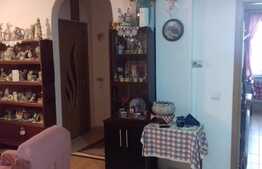 Apartament 2 camere, 57 mp, decomandat, boxa la subsol, zona Petrom