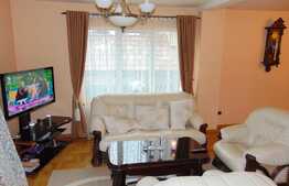 Casa de 210 mp utili, teren de 340 mp! Zona linistita!