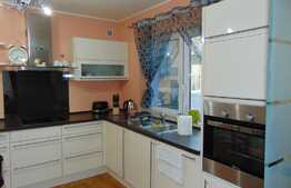 Casa de 210 mp utili, teren de 340 mp! Zona linistita!