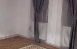 De vanzare apartament cu 2 camere, 74 mp, 2 boxe, zona Facultatii de Litere