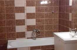 De vanzare apartament cu 2 camere, 74 mp, 2 boxe, zona Facultatii de Litere