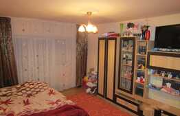 Apartament 3 camere, 70 mp, decomandat, parcare, etaj intermediar, zona Big