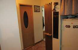 Apartament 3 camere, 70 mp, decomandat, parcare, etaj intermediar, zona Big