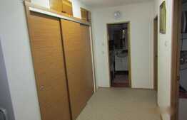 Apartament 3 camere, 70 mp, decomandat, parcare, etaj intermediar, zona Big