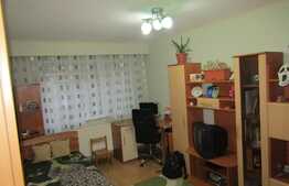 Apartament 4 camere, 78,80 mp, parcare, 2 boxe, zona Big