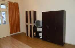 Garsoniera 42 mp, mobilata, zona Facultatea de Litere