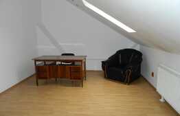 Apartament 4 camere, 90 mp, 3 parcari, zona strazii Bucuresti