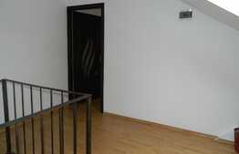 Apartament 4 camere, 90 mp, 3 parcari, zona strazii Bucuresti