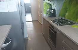 Apartament 2 camere, 50 mp, parcare, etaj intermediar, zona strazii Donath