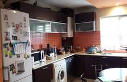 Apartament 4 camere, 87 mp, decomandat, zona Piata Marasti