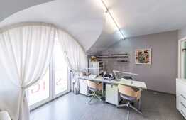 Imobil pentru clinica sau birouri 