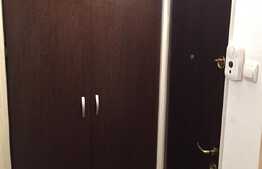 Garsoniera 24 mp, etaj intermediar, parcare, zona Expo Transilvania