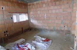 Vanzare duplex de 124 mp utili, teren de 200 mp! Zona de case!