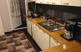 3 camere, 64 mp, decomandat,garaj, parcare, boxa, zona  Calea Manastur