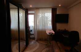 De vanzare 2 camere, decomandate, zona strazii Unirii 