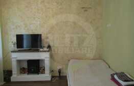 Casa insiruita, 41,7 mp, teren 60 mp, front 9 ml, zona Piata Cipariu