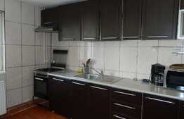 Apartament 2 camere, decomandat, 52 mp, 2 parcari, zona Spitalul de Recuperare