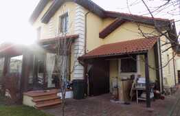Casa individuala de vanzare, 180 mp, 330 mp terent aferent, zona Terra