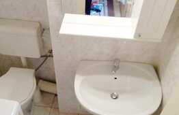 Apartament 3 camere, 64 mp, decomandat, boxa, zona Kaufland