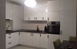 Apartament 4 camere, 121 mp, terasa, mobilat modern, parcare, zona Vivo