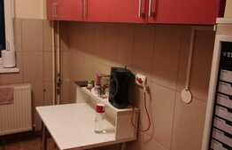 Apartament 2 camere, 44 mp, etaj intermediar, zona strazii Bizusa