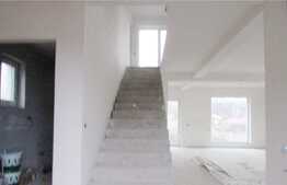 Casa individuala, 130 mp, teren 430 mp, front 15 ml, zona linistita!