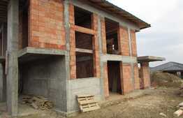 Casa individuala 150 mp utili, teren 500 mp, front stradal 18 ml, zona linistita