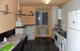 Apartament 2 camere, 54 mp, etaj intermediar, zona Hotel Royal