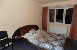 Apartament 2 camere, 54 mp, etaj intermediar, zona Hotel Royal