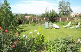 Casa de vanzare 376 mp utili cu 900 mp teren