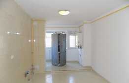 Apartament 4 camere, 95 mp, decomandat, zona Carrefour