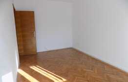 Apartament 4 camere, 95 mp, decomandat, zona Carrefour