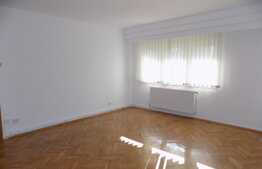 Apartament 4 camere, 95 mp, decomandat, zona Carrefour