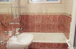 Apartament 2 camere, 51,8 mp, etaj intermediar, garaj, zona Piata Hermes