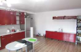 Apartament de vanzare, 3 camere, 63,5 mp, 2 locuri de parcare, zona Terra