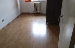 Apartament 4 camere, 80 mp, decomandat, zona strazii Primaverii